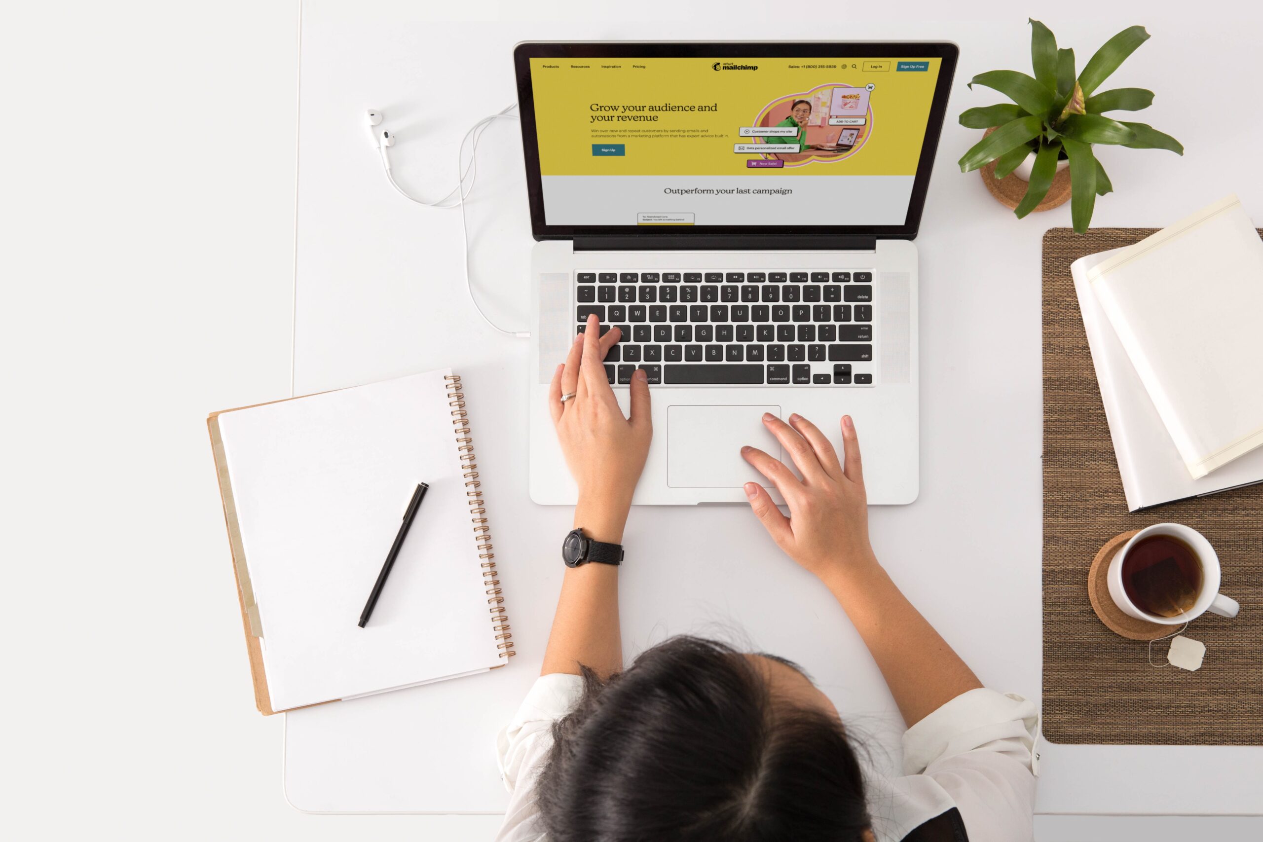 Posiciona tu empresa en el universo digital con las estrategias más eficaces de brand content y storytelling, orientadas al SEO.